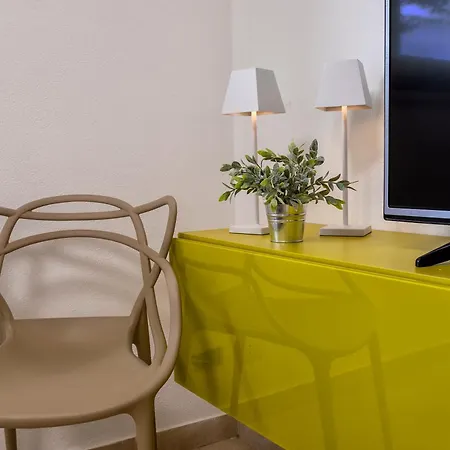 Sardinia Re - Fioretta Flowers Appartement